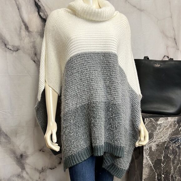 Vince Camuto sweater - Picture 3 of 5